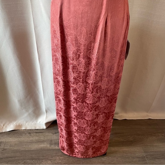 LULUS Deeply Devoted Rusty Rose One Shoulder Jacquard Maxi Dress Size S NWT - Picture 5 of 9